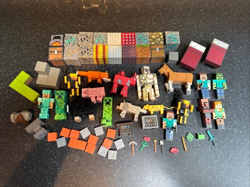Large minecraft figures - minecraft,