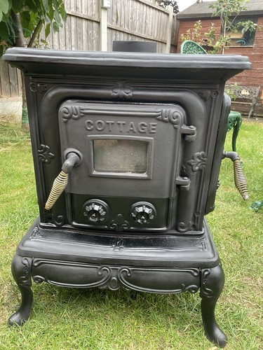 Newport cast iron parlor - , stove
