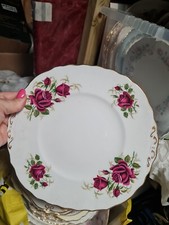 VINTAGE COLCLOUGH BONE CHINA