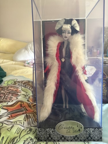 Disney villains designer - villains,