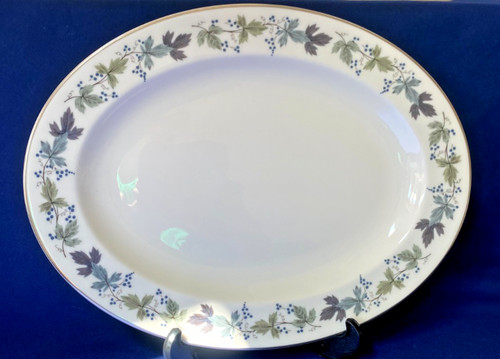 Royal doulton burgundy dinner - royal,