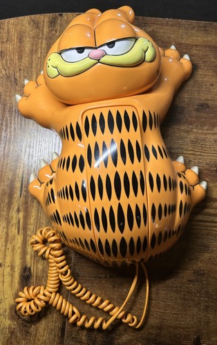 Vintage garfield the cat - the,