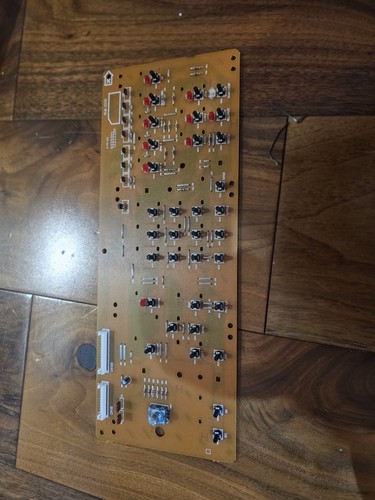 Korg triton right side - korg, le