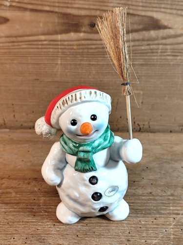 Goebel hummel christmas - goebel,