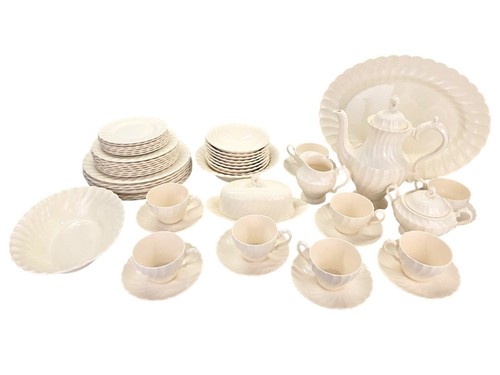54pc vintage myott olde - 54pc,