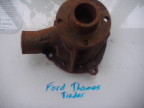 Water pump ford thames - water,