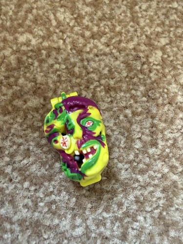 Mighty max shrunken - max, case