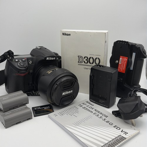 Nikon d300 dslr - body, +