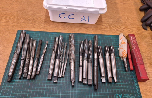 Joblot hand reamers 11 - hand,