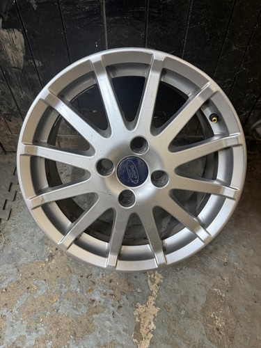 Ford fiesta mk6 titanium - 16",