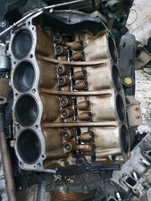 Range rover  4.6 v8 engine top