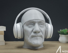 Hulk Hogan Headphone Stand |