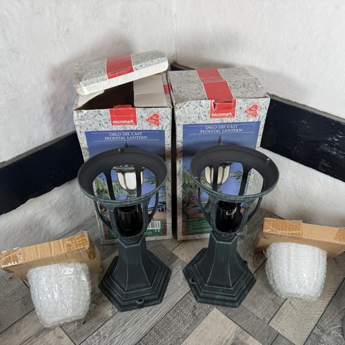 Outdoor pedestal lantern - x,