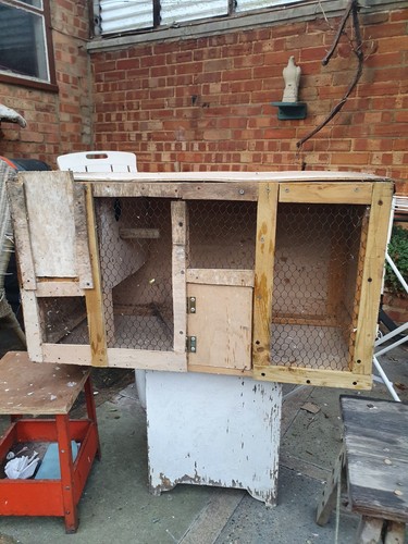 Breeding cages for - for, used