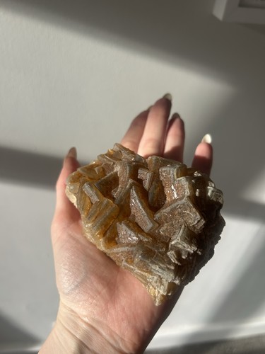 Crich quarry british - crich, amber