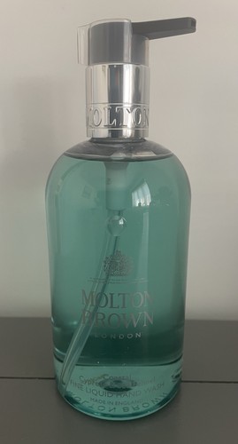 Molton brown coastal cypress - brown,