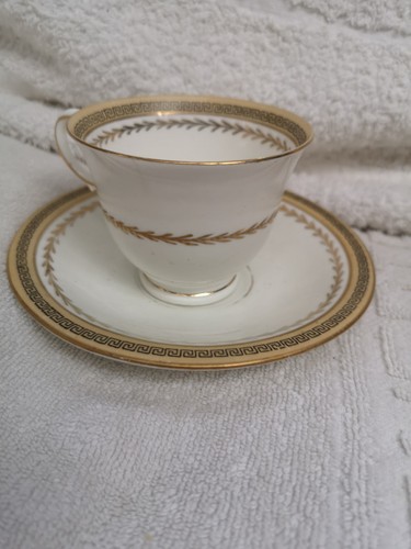 Duchess gold greek key - gold, cup