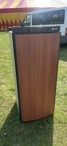 Dometic caravan fridge - dometic,