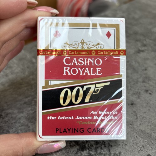 Casino royale red playing - red,