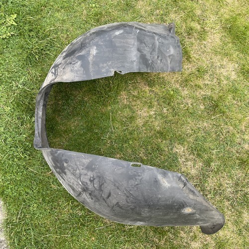 Volvo c30 front wheel arch - front,