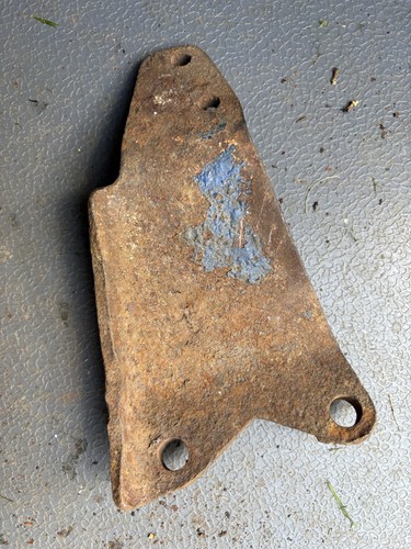Fordson e27n dynamo bracket - dynamo,