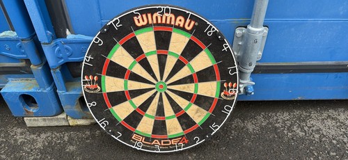 Winmau blade dart board - blade, 4