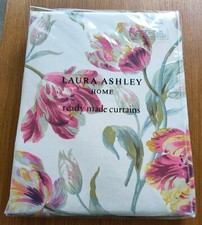 LAURA ASHLEY Gosford Cranberry