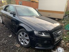AUDI A4 B8 2010 2.0 TDI BLACK SALOON   **BREAKING SPARES** NS WIPER ARM