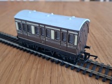 Hornby R213 4 Wheel Short