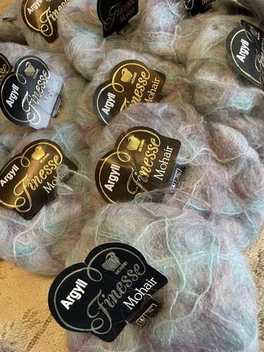 25g balls of argyll - x,