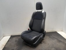 TOYOTA RAV 4 Front Seat