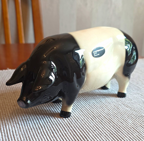 Coopercraft glossy ceramic pig - coopercraft,