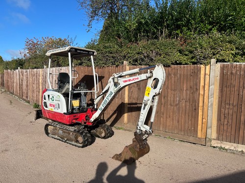 Takeuchi tb216 mini digger - takeuchi,