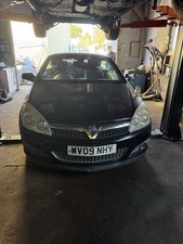 Astra Twin Top Breaking All