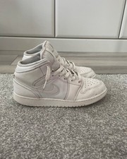 Jordan 1 Mid Triple White