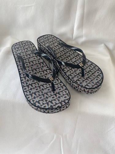 Dkny logo wedge flip - logo, flops