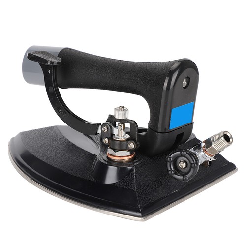 Gravity feed steam iron - -,