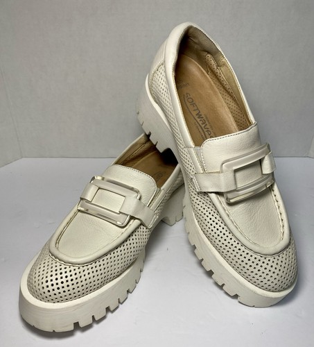 Softwaves perforated platform - perforated,