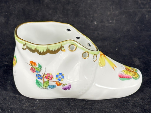 Herend queen victoria - herend, baby