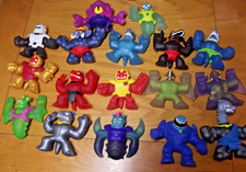 17 X Heroes of Goo Jit Zu