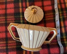 Vintage Sadler- Cream Lustre