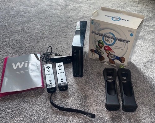 Black nintendo wii - wii, two