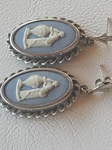 Wedgwood blue jasperware cameo - wedgwood,