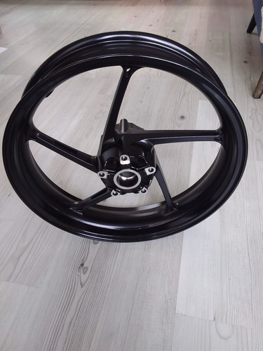 17x3 front wheel - 17x3.5", rim