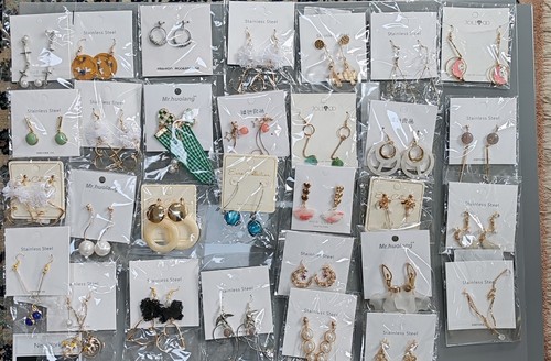 Pairs mixed earrings job - earrings,