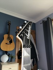 Jackson JS Series Dinky Arch Top JS32Q DKA, Transparent Purple Burst With Strap