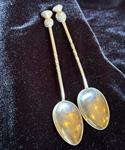 Souvenir solid silver spoons - solid,