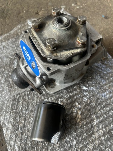 Rotax max junior cylinder and - max,