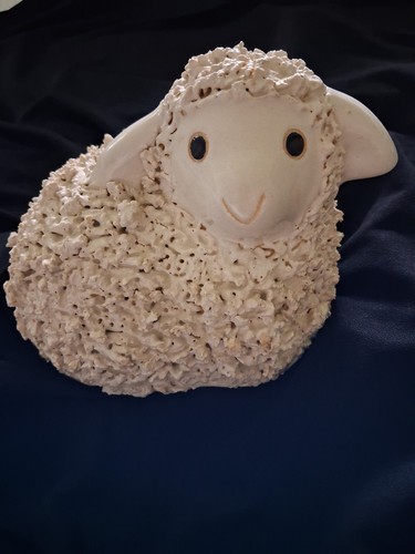Vintage art pottery popcorn - art,