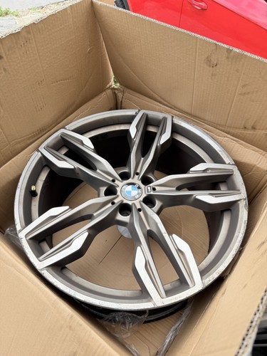 718m bmw genuine alloys - bmw,